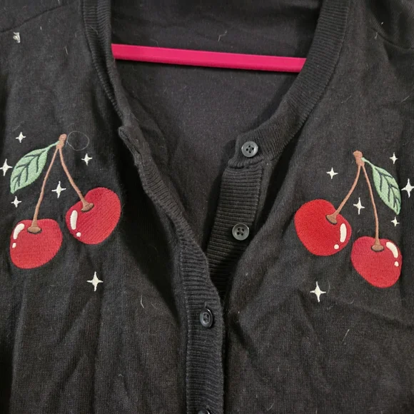 NWOT Torrid Retro Chic Cherry Embroidered Cardigan- Size 2x - Picture 6 of 11